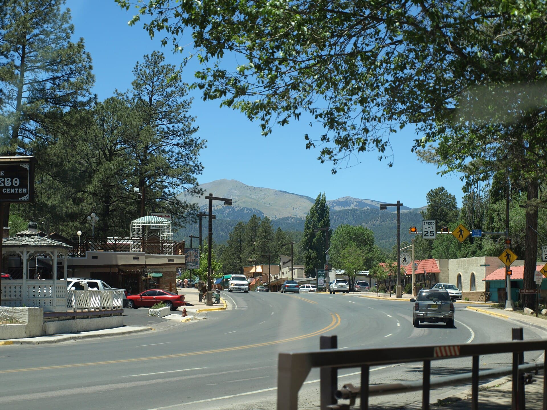 Sudderth Drive through Midtown during festival season
